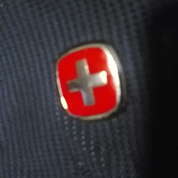 BEST PRICE ONLINE:SwissGear Red Stripe edition Journeyman Backpack - Picture 3 of 10